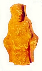 Figura femminile in terracotta dalla necropoli di Manicalunga